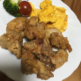 材料はシンプル　やみつき鶏もも肉唐揚げ　お弁当にも